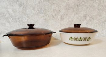 (2) Vintage ANCHOR HOCKING Fire King Covered Cookware Dishes