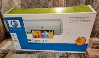 Brand New HP 3930V DESKJET Printer With Cable And Tri Color Ink