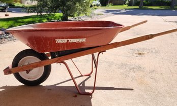 TRUE TEMPER Red Paint Metal Wheelbarrow