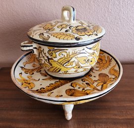 Vintage Made In Mexico Fantasia Style Casserole Dish With Lid, Mixing Bowl And Platter With Feet