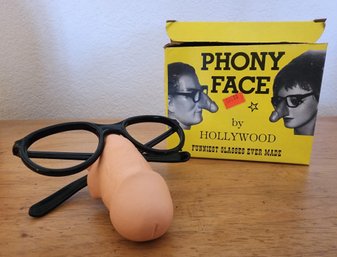 Vintage 1960's PHONY FACE Gag Gift Glasses