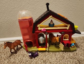 Vintage Barn Children's Toy With Assorted Animal Accessories