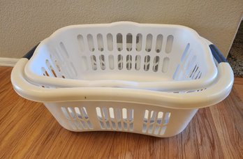 (2) Plastic Laundry Baskets
