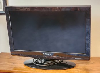 Vintage DYNEX LCD TELEVISION With Remote
