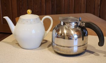 (2) Vintage Teapot Selections