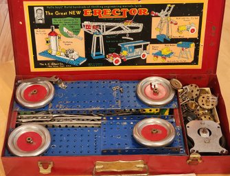 Vintage Erector Set With Metal Storage Case