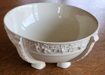Late 19th Century Wedgwood Queensware Creamware Centerpiece Bowl