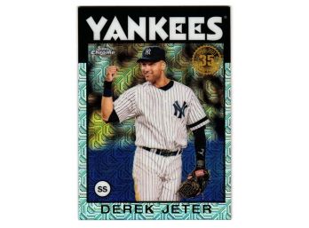 2021 Topps Chrome Derek Jeter Silver Pack 1986 Baseball Card New York Yankees