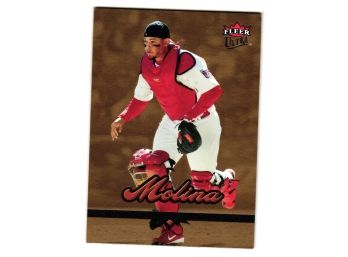 2006 Fleer Ultra Yadier Molina Gold Medallion Parallel Baseball Card Stl. Cardinals