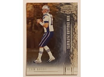 2005 Donruss Gridiron Gear Tom Brady Football Card New England Patriots