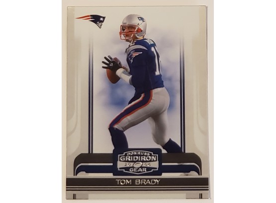 2006 Donruss Tom Brady Gridiron Gear Football Card New England Patriots