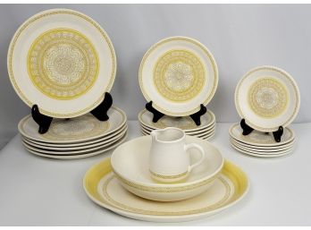 Vintage Franciscan Earthenware Hacienda Gold Pattern Setting For 6 Plus Serving Pieces
