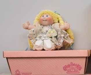 Vintage Cabbage Kids Porcelain Collection Kellyn Marie 1984 With COA