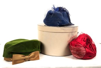 Lot Of 3 Vintage Womans Hats In A Hat Box