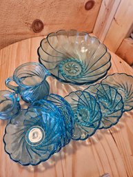 Hazel Atlas Glass - Turquoise Capri Seashell Pattern - 9 Inch Round Serving Bowl With Matching 6 Fruit Bowls