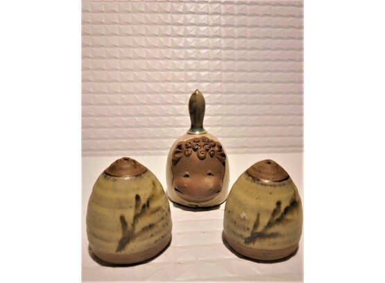 Vintage Studio Art Pottery Brown Green Stoneware Salt & Pepper Shakers And Cow Bell