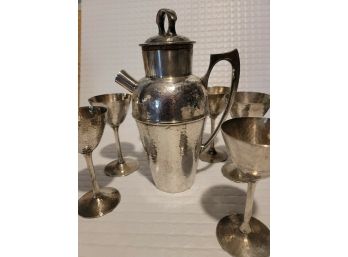 Vintage 1900s W.M. MOUNTS Derby Int. SILVER Plate COCKTAIL SHAKER With 6 Cups