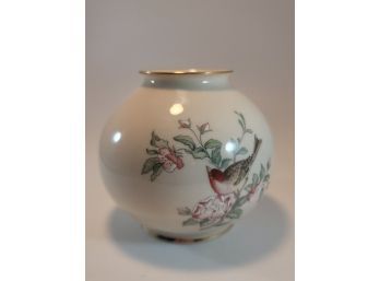 Lenox China Serenade Globe Vase Small Hand Decorated With 24K Gold 5'