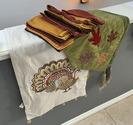 Fall Table Runners And Napkins