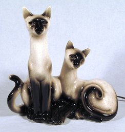 VINTAGE TELEVISION LAMP IN THE FORM OF TWO SIAMESE CATS BY LANE, 1958