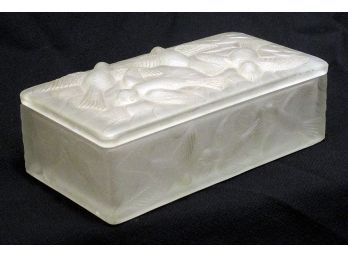 VINTAGE CLEAR SATIN GLASS CIGARETTE OR TRINKET BOX IN ART DECO STYLE, POSSIBLY FRENCH, CIRCA 1920s - 1930s