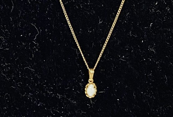 14k Gold Necklace With Opal Pendant