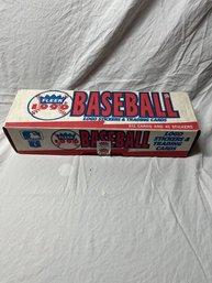 1990 Fleer Baseball Sealed Set Logo Stickers & Trading Cards