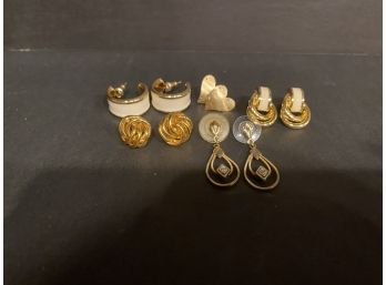 Mixed Lot Of Earrings - Gold Color