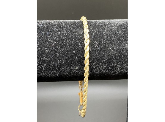 14K Gold * 4.8 Grams** Rope Bracelet 7' Long (approximately)
