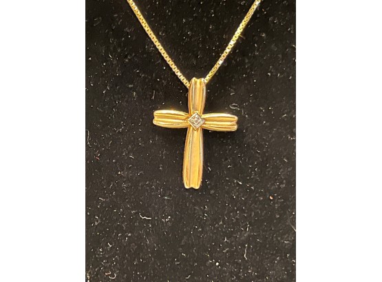 14K Gold Necklace With Cross- 3.6 Grams 18' Long, Italy