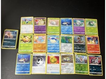 35 Pokemon Cards