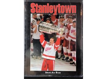 Detroit Free Press Stanley Town, Detroit Red Wings Magazine