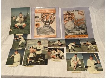 1948 / 1960  Detroit Tigers Briggs Stadium Score Book Plus Varies Vintage Picture's