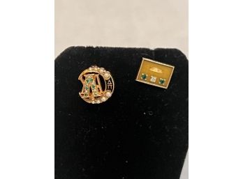 14k Gold Square Pin And Circle Non- Gold Pin