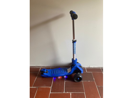 Jetson Saturn 3 Wheel Light Up Kick Scooter - No Shipping On This Item!!