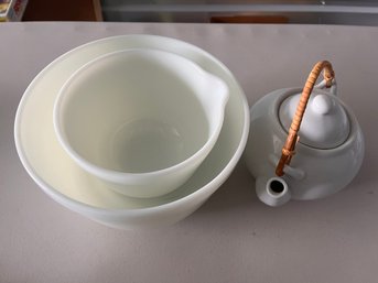 Pier One Teapot & Two Pyrex Bowls