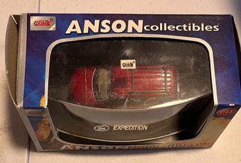 Anson Collectibles Ford Expedition Die Cast Model