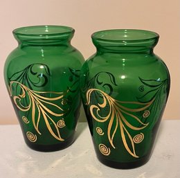 Pair Of Anchor Hocking Emerald Green Bud Vases