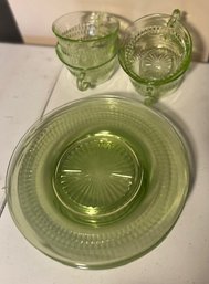 1930s Roulette Green Hocking Depression Uranium Glass