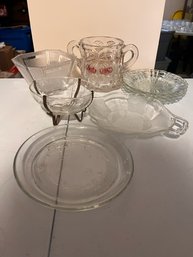 Lot Of 8 Assorted Glassware Pieces