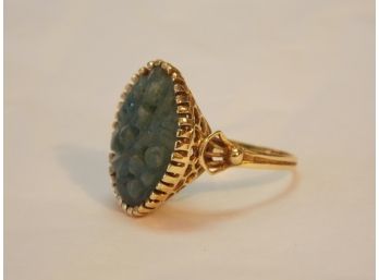 14k Gold & Carved Jade Ring - SHIPPING AVAILABLE