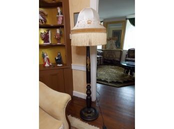 Vtg/Atq Wood Asian Geisha Floor Lamp