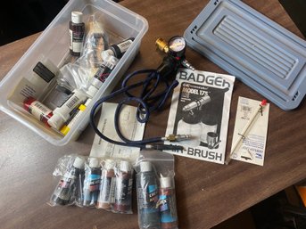 Lot 017 Badger Airbrush & Accessories