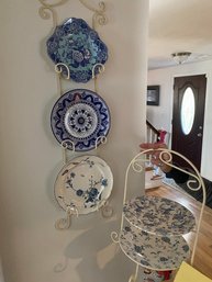 Lot 125 5 Plates With Stands