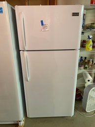 104 Frigidaire Refrigerator