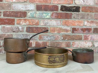 041 Metalware Lot Pots And Sieve