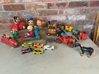 098 Vintage Toy And Mickey Mouse Lot