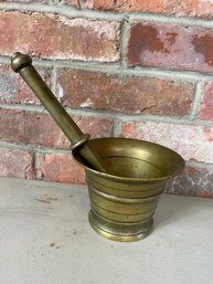 118 Antique Brass Mortar And Pestle Mortar Is 3.5 Inches Tall
