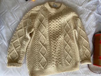 Lot 264 Irish Wool Sweater (mens L)