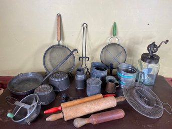 207 Antique And Vintage Kitchenware Lot
